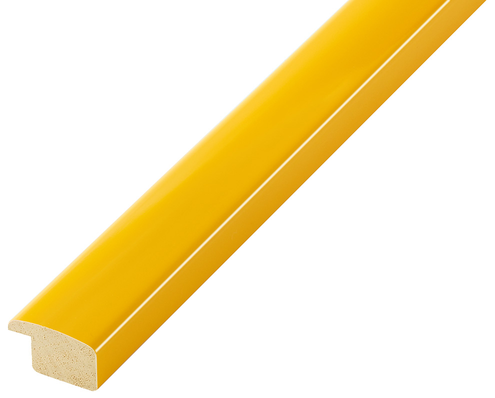 Corner sample of moulding 279GIALLO