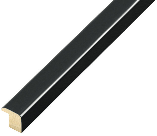 Corner sample of moulding 329NERO - C329NERO