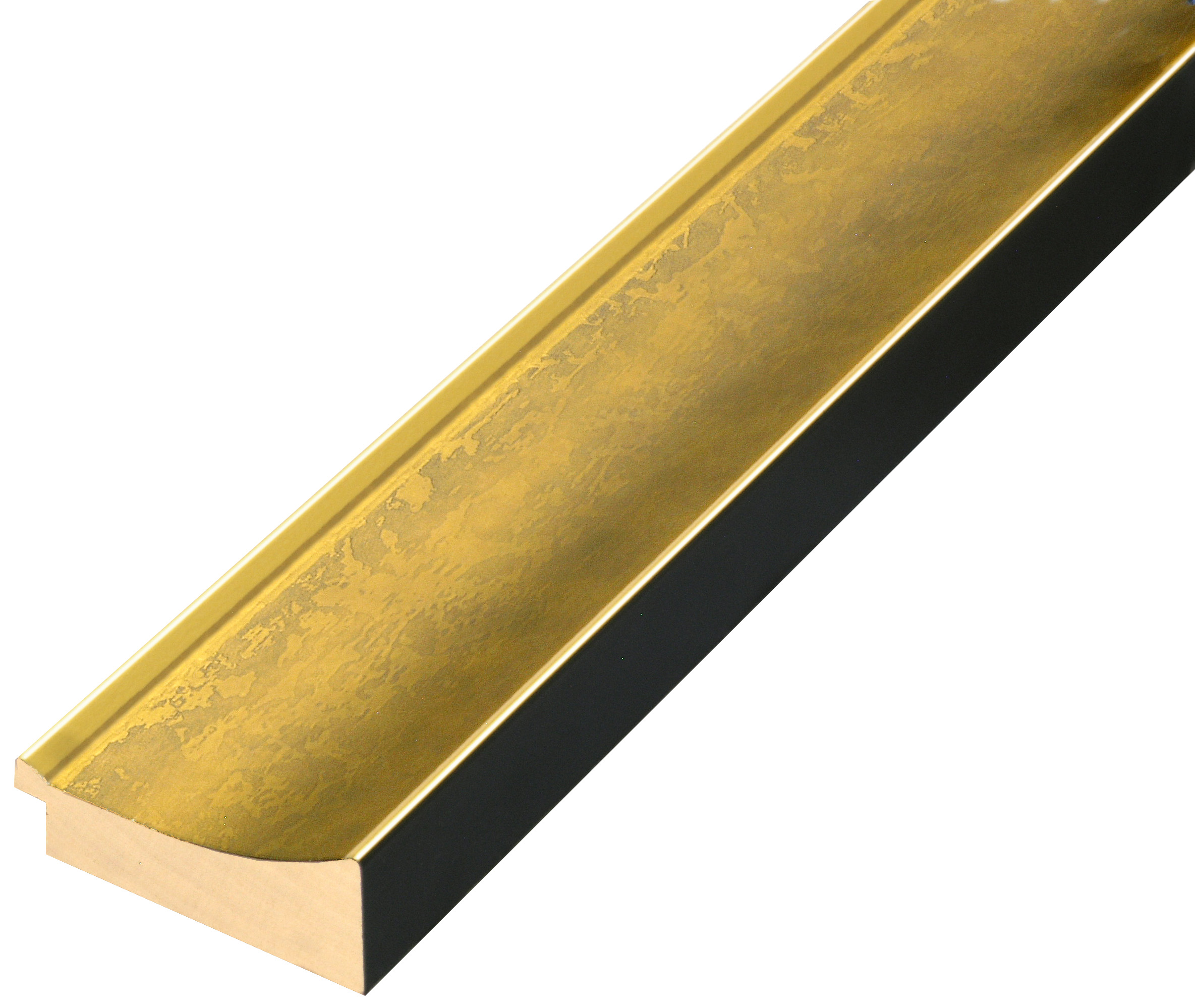 Corner sample of moulding 544ORO