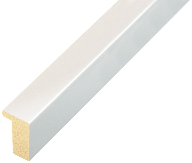 Moulding ayous, width 15mm height 25 - white lacquered
