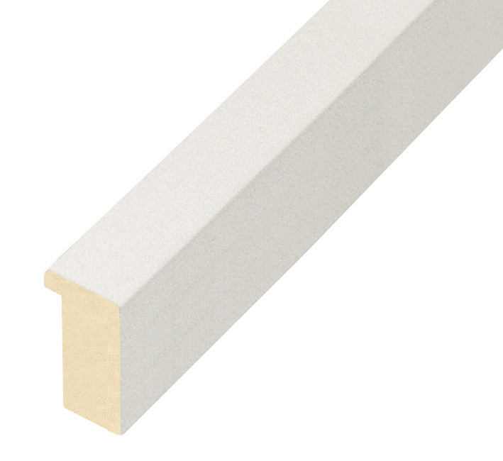 Moulding ayous, width 20mm height 32 - matt white - 615BIANCO