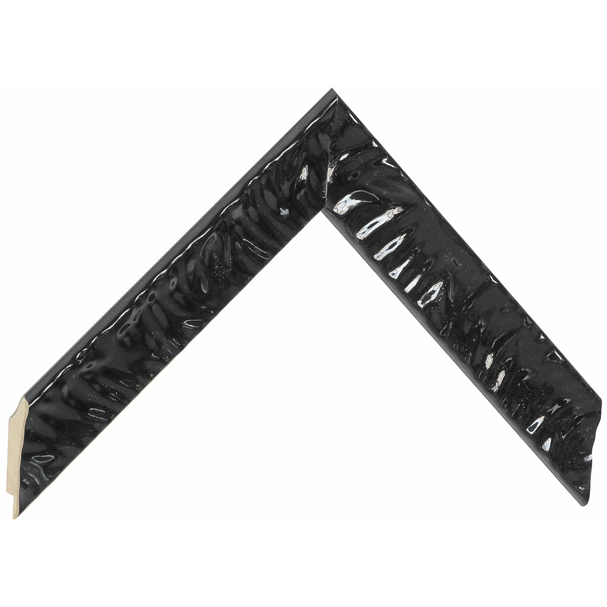 Corner sample of moulding 433NERO