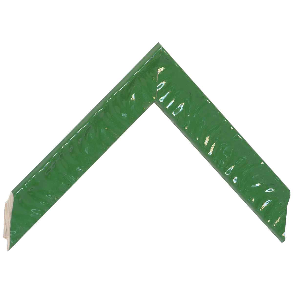 Corner sample of moulding 433VERDE